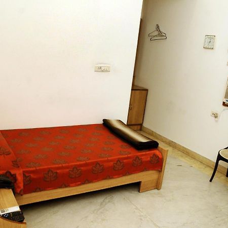 Hotel Westend Jalandhar Exteriör bild