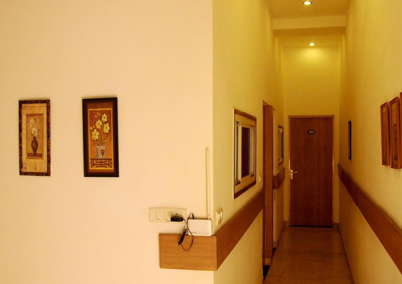 Hotel Westend Jalandhar Exteriör bild